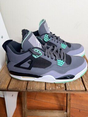 Air Jordan 4 Retro Green Glow (2016)